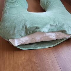 抱き枕の画像