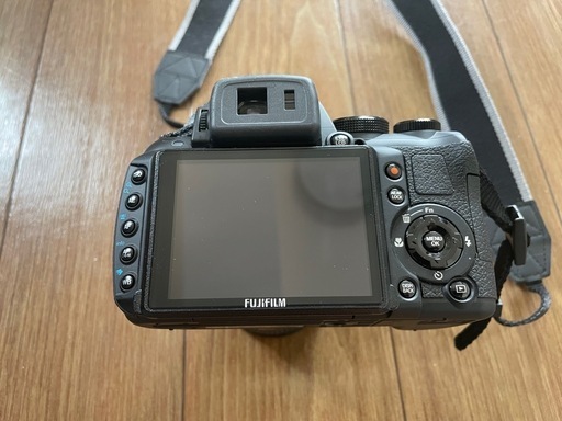 【値下げしました】
FUJIFILM デジタルカメラ FinePix HS30EXR 光学30倍