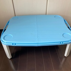 未使用コンパクトテーブル　&　椅子２ の画像