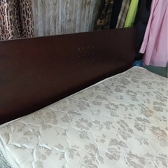 【差し上げます】セミダブルベッドの画像