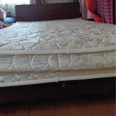 【差し上げます】セミダブルベッドの画像