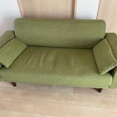 ソファー カーキ クッション付