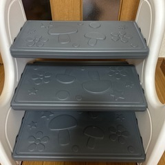 【取引中】子供用ステップ(階段)の画像