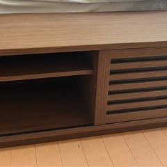 テレビ台
