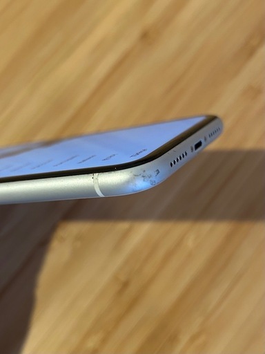 iPhone XR 128GB ホワイト SIMフリー