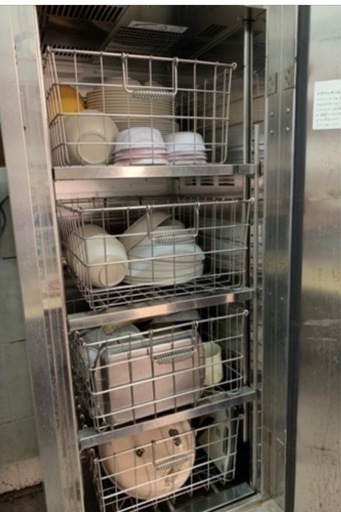 ホシザキ食器消毒保管庫 (tazz) 浦添前田の収納家具《食器棚 ホシザキ食器消毒保管庫 (tazz) 浦添前田の収納家具《食器棚