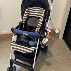 Aprica ベビーカー
