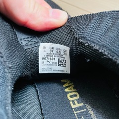 PUMA 23.0cm ソフトフォーム+ ブラック スニーカーの画像