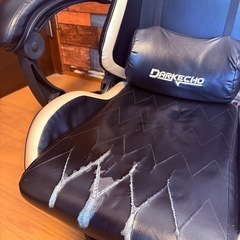 無料ゲーミングチェア回転リクライニング座椅子の画像