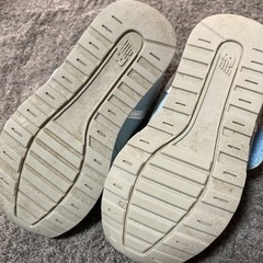 15.5㎝ﾆｭｰﾊﾞﾗﾝｽスニーカーの画像