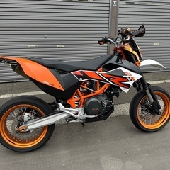 KTM スーパーモタード　690 SMC-R の画像