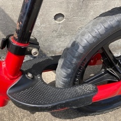 ストライダースポーツモデル　赤の画像