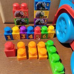 全長44cmのビッグトーマス　メガブロック　の画像