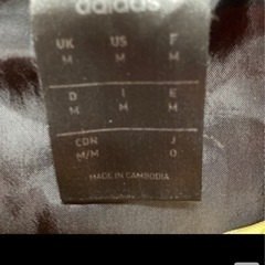 adidas プルオーバー【美品】の画像