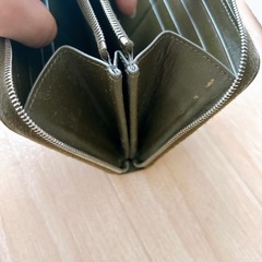 CELINE ラウンドファスナー 長財布 KHAKI の画像