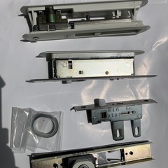 トステム L1Y52 + L1Y48 アルミサッシ 引戸錠 召合せ + 戸先 KH-213の画像