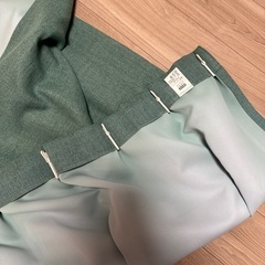 ニトリ　遮光カーテン　緑の画像