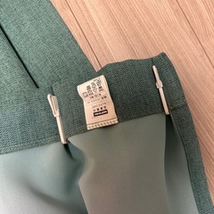 ニトリ　遮光カーテン　緑の画像