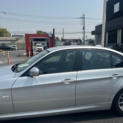 BMW 320I 2010の画像