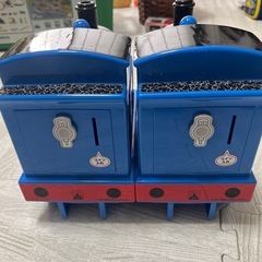 トーマス、貯金箱、おもちゃの画像