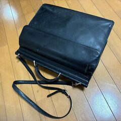 ★☆★値下げしました！格安！激レア！LE TANNEUR ルタヌア　の本革ビジネス・バッグ　珍しい両面使い★☆★の画像