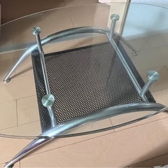 ガラステーブル