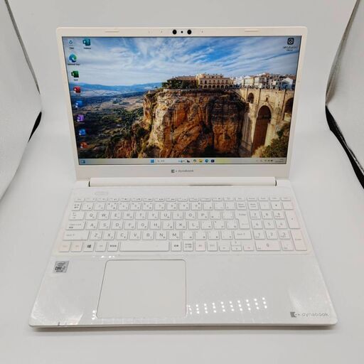 第10世代 i7 バッテリー◎ ホワイト フルHD 15.6 ダイナブック