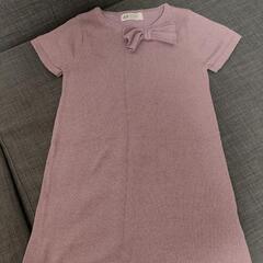 未使用品H&M 薄紫 リボン付き 半袖ワンピース


薄紫のニッ...
