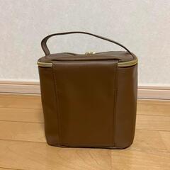 ロベルタ ディ カメリーノ　化粧品ポーチ　メイクボックスの画像