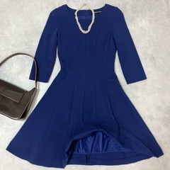 美品STRAWBERRY_FIELDS Aライン膝丈ワンピースサ...