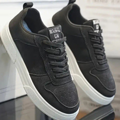 スニーカー新品