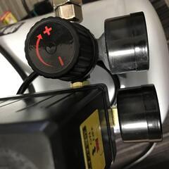 【ジャンク】高儀(Takagi) 静音オイルレス エアーコンプレッサー 13L ACP-13Bの画像