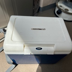 クーラーボックスの画像