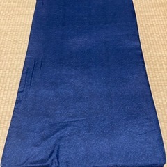 寝具　4つ折　折りたたみ　マットレス　布団の画像