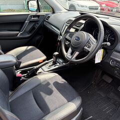 H28年式　フォレスター　X-ブレイク　4WD　ルーフレールの画像