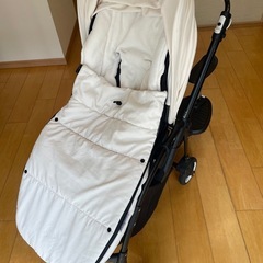 バガブービー5 (ホイールボード、フットマフ等付属品多数)の画像