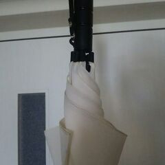 GOLF用　ワンタッチ雨傘　ブリヂストン　62㎝　アイボリーホワイト　ナイロン製の画像