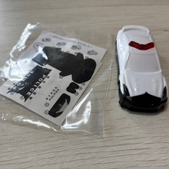 🍟ハッピーセット トミカ パトカーとモササウルスを交換してくださ...