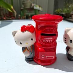 ⏹️陶器製ハローキティ貯金箱2個セットの画像