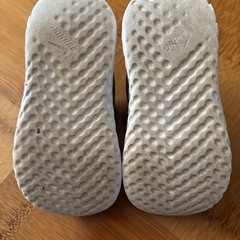 NIKE 子どもスニーカー
の画像