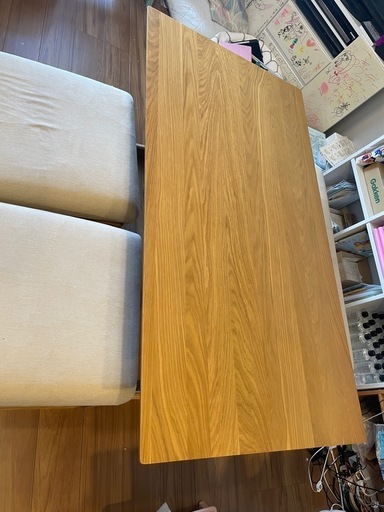 【無印良品】リビングでもダイニングでもつかえるテーブル・3・オーク材