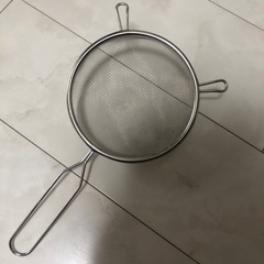 手持ち付きザル　中古