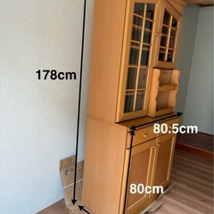 【取引決定しました】お気に入りの食器棚をもらって下さいの画像