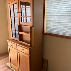 【取引決定しました】お気に入りの食器棚をもらって下さいの画像