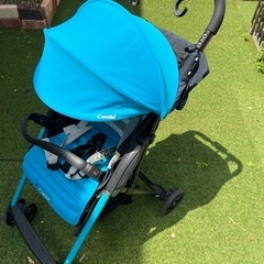ベビーカー　combi の画像