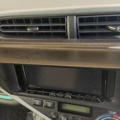 TOYOTAアクア　カップホルダー＆ゴミ箱＆ナビ日除けの画像