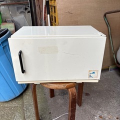 おしぼり保温機