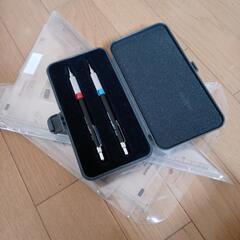 【予約済】でかい三角定規とシャープペンシルのセット