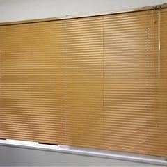 【値下げ】ブラインドカーテン２個 