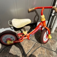 期間限定値下げ中！【早い者勝ち】【複数購入で10%引き】アンパンマン　ちゃりんくるトレーナー　ストライダーの画像